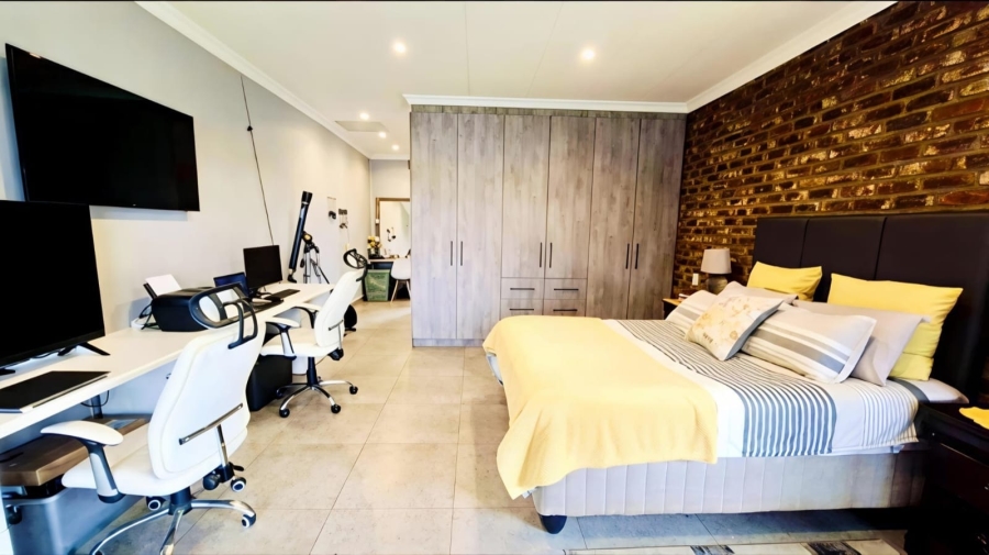 3 Bedroom Property for Sale in Potchefstroom Rural North West